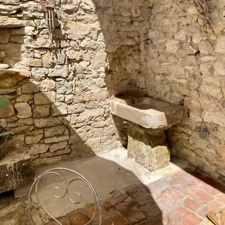 Ξενοδοχείο La Cheminee 4*